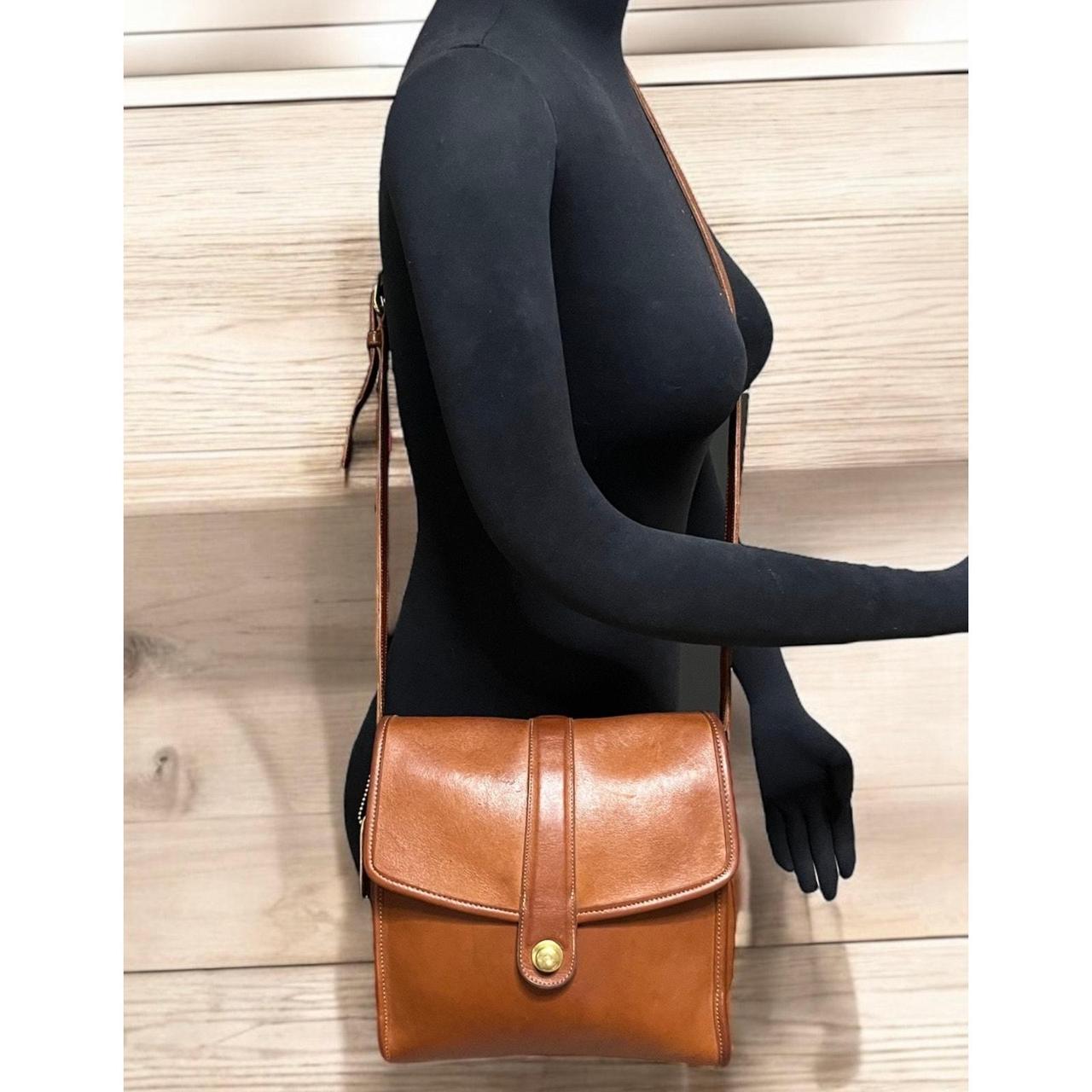 item listed by theposhpatina