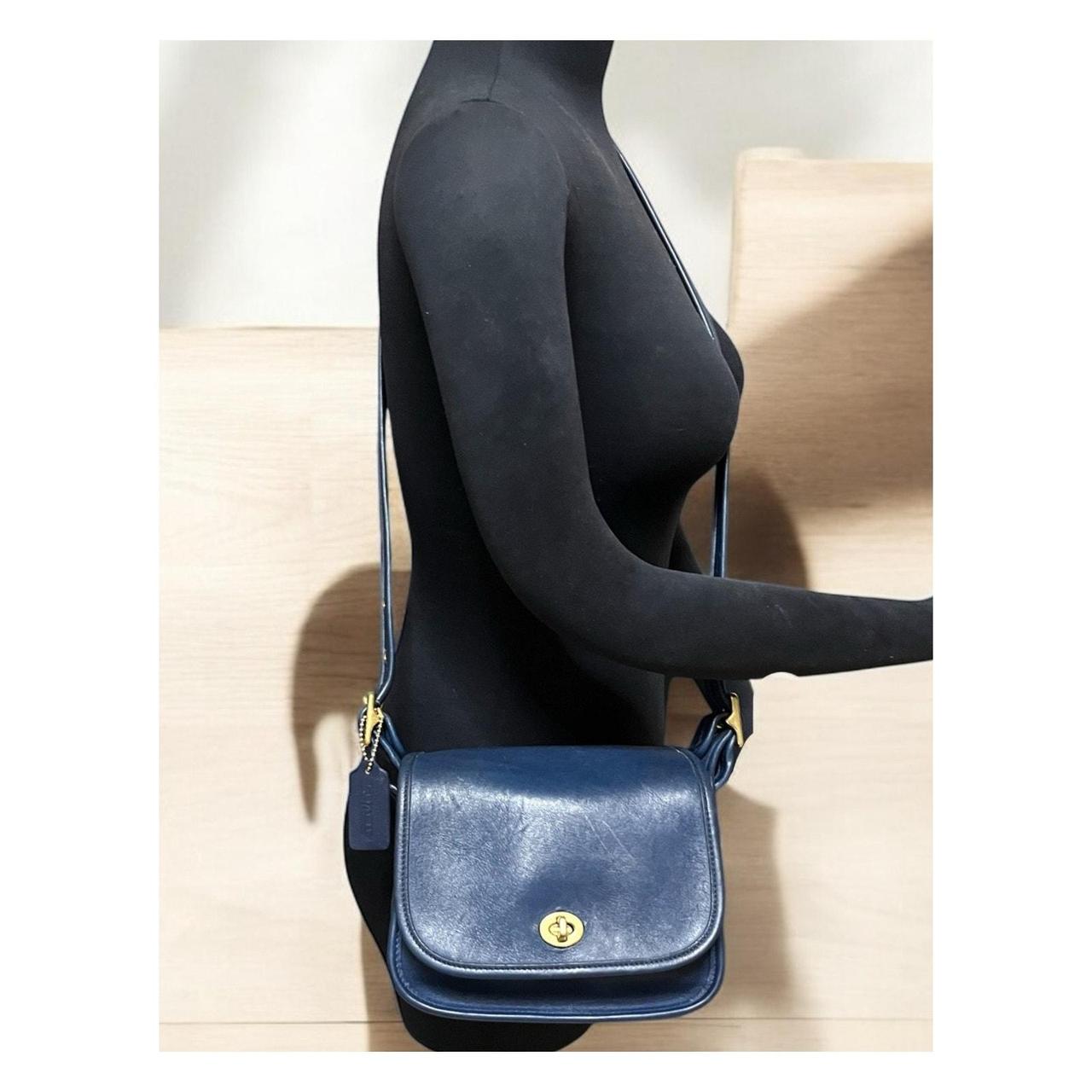 item listed by theposhpatina