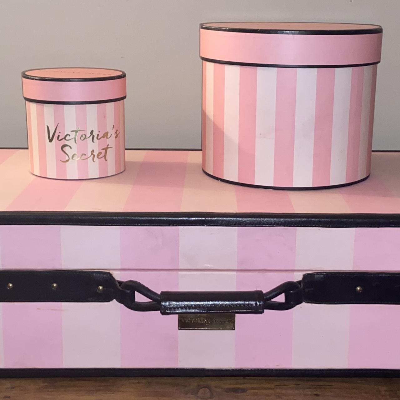 RARE VS PINK STORE outlet DISPLAY STORAGE CRATE