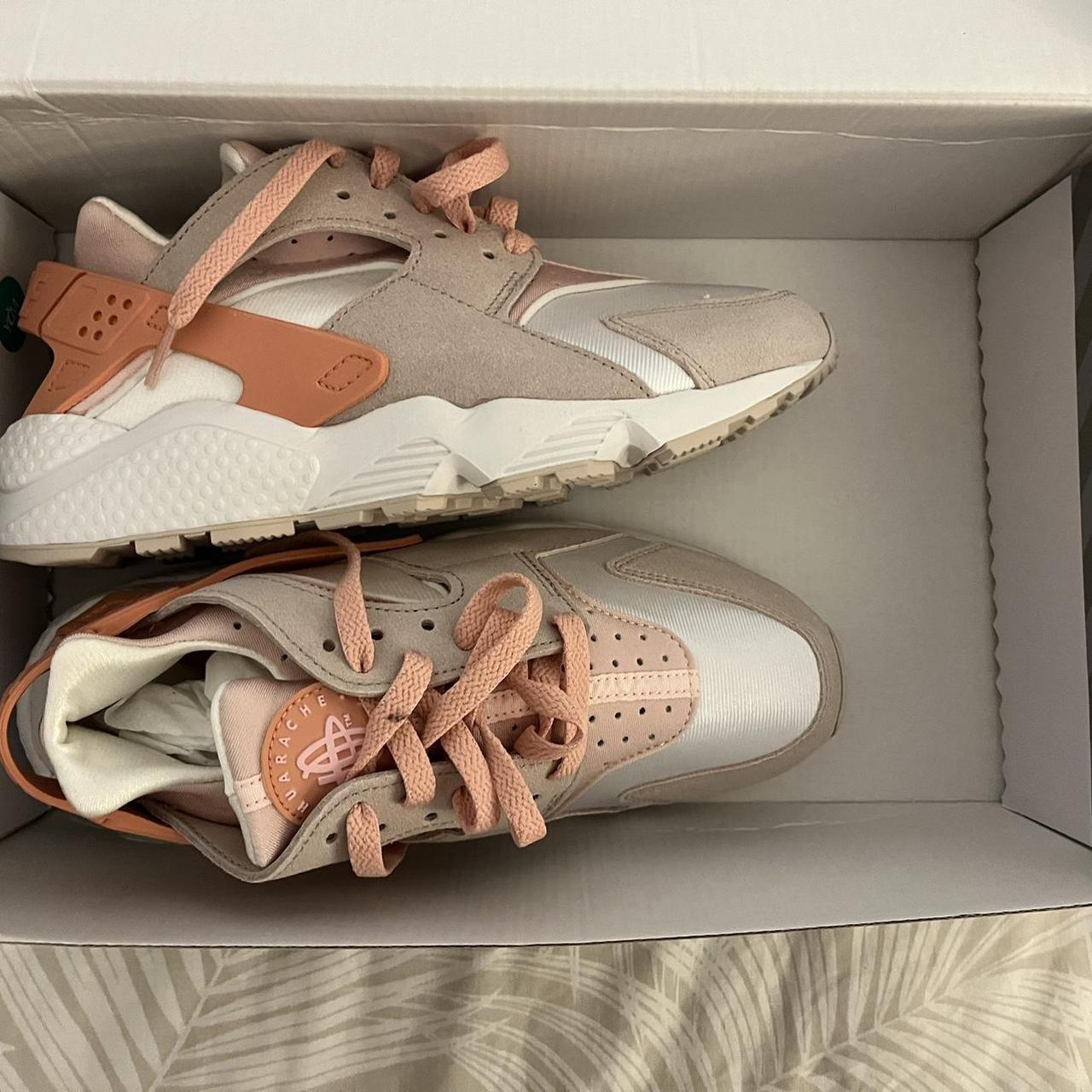 rose gold and white huaraches