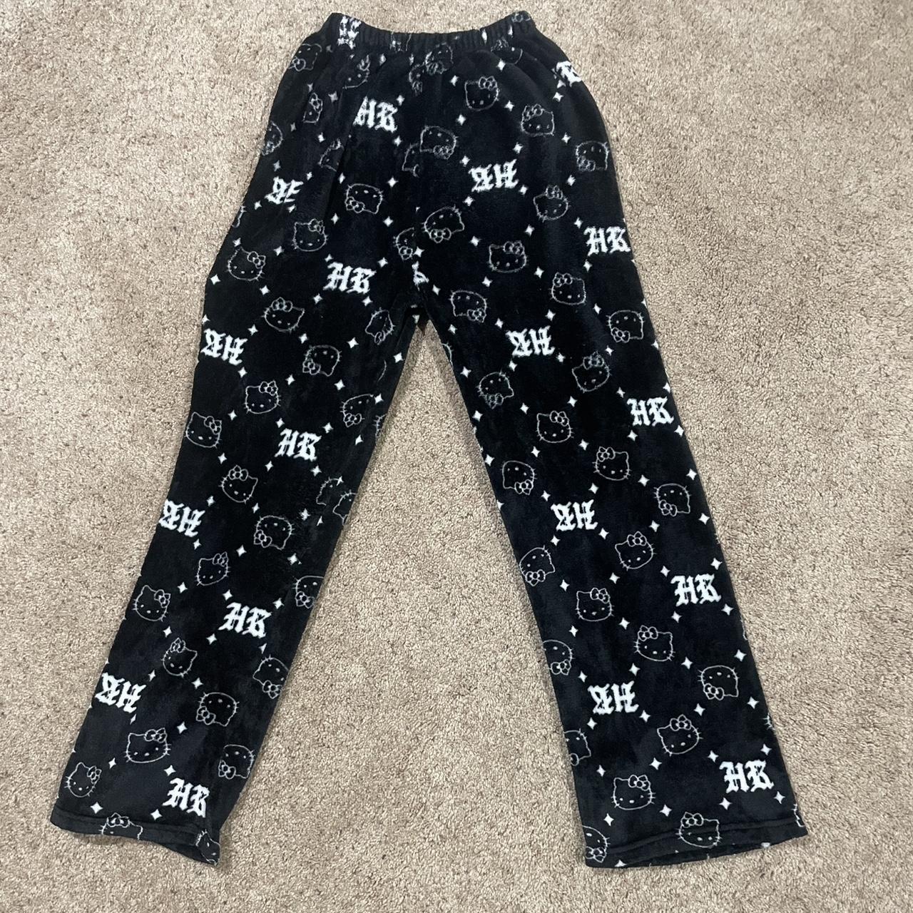 item listed by 4blccswan4
