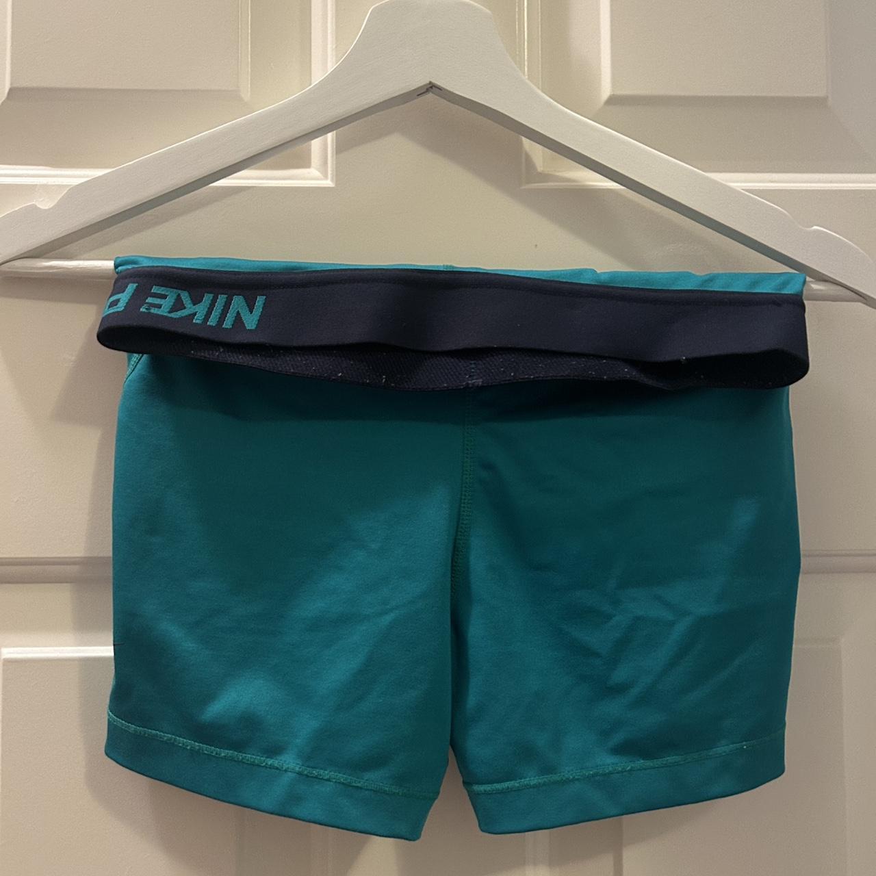 item listed by 4blccswan4