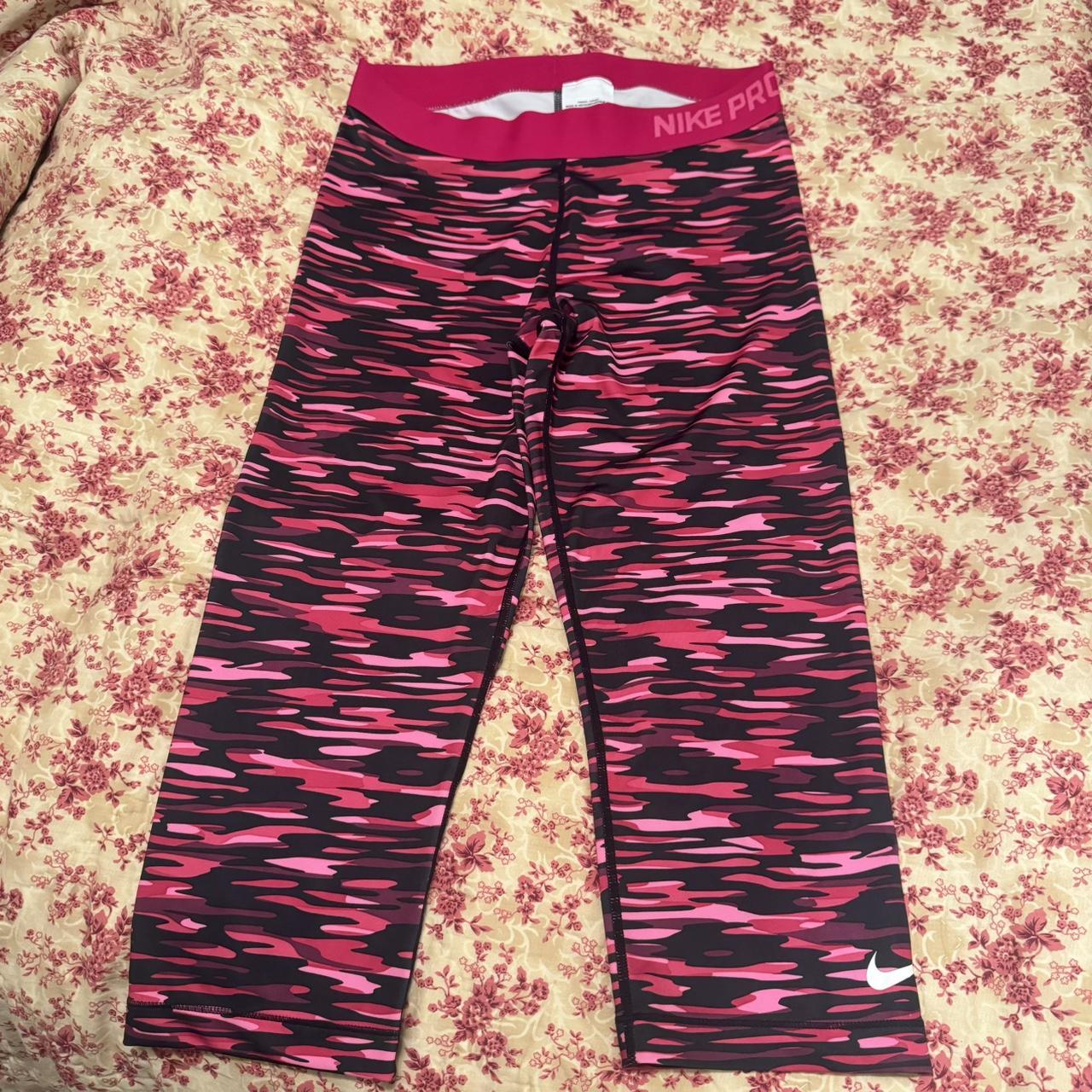 nike pro capri leggings