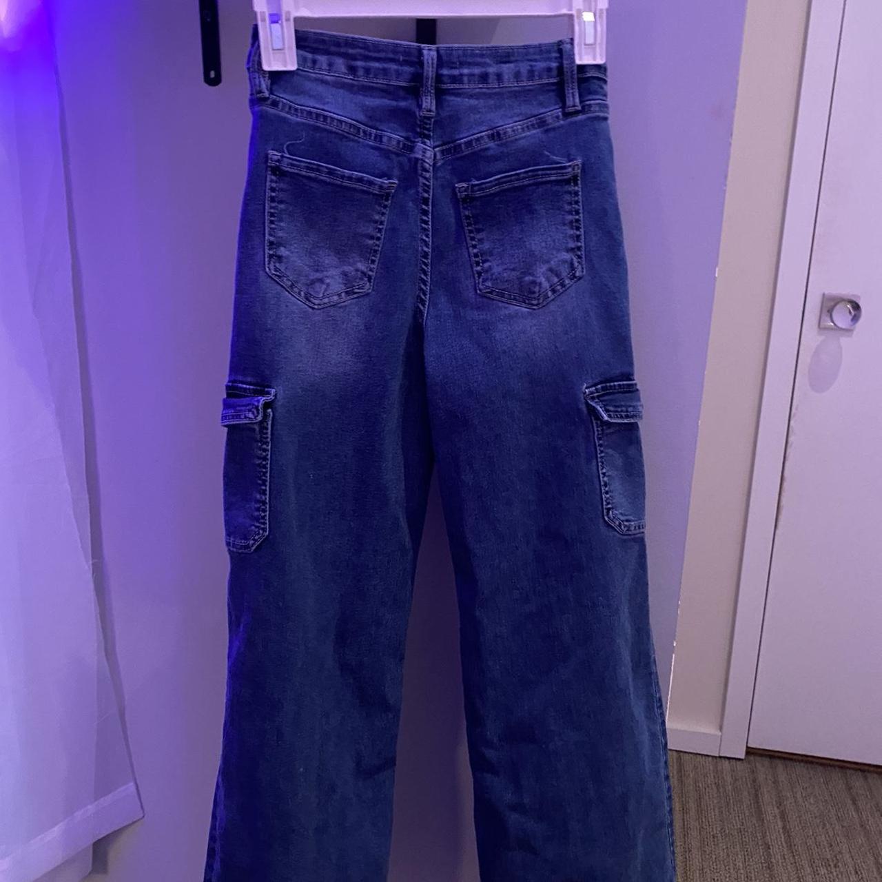 super cute baggy jeans! -stretchy -size s, but... - Depop