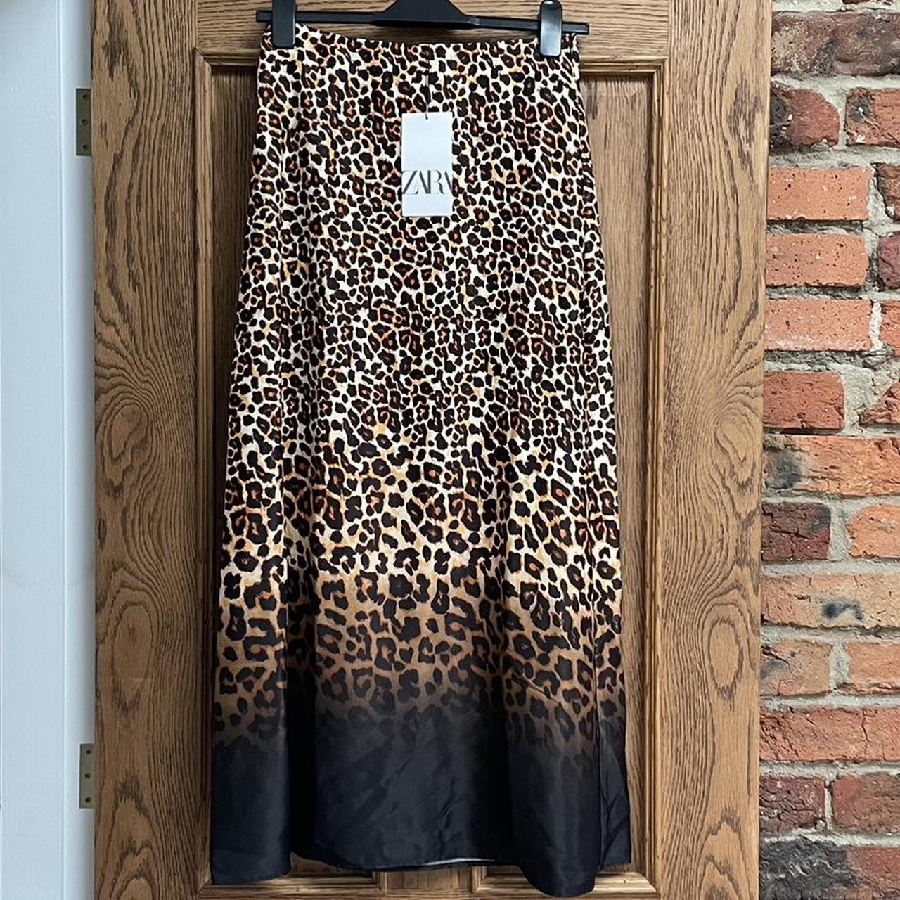 Zara Leopard Print Midi Skirt Size Xs Midi Depop