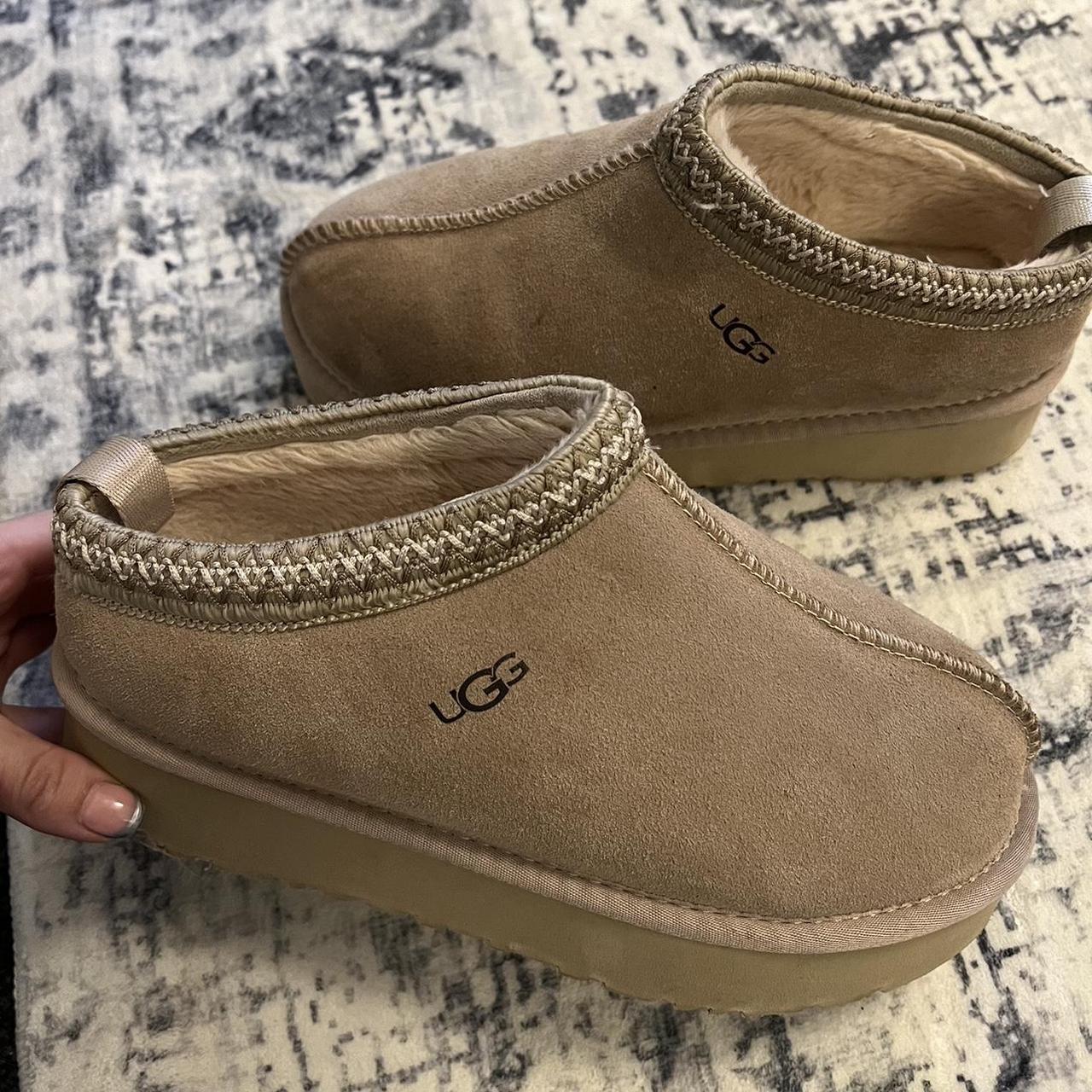 UGG tas platform slippers. worn in good conditions.... - Depop