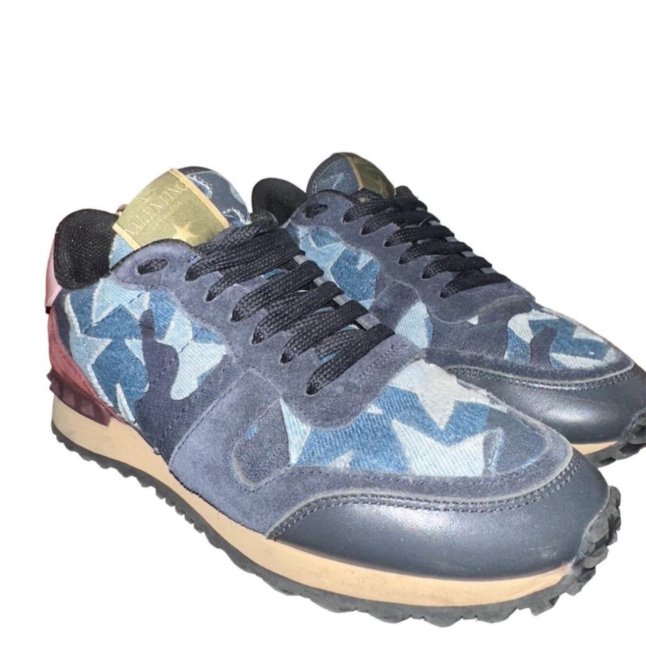 Valentino rockrunner hot sale star sneakers