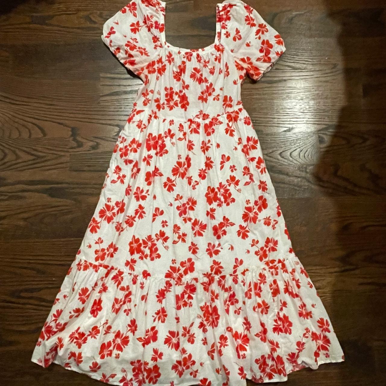 Crew Dress 00, red and white romantic floral Depop