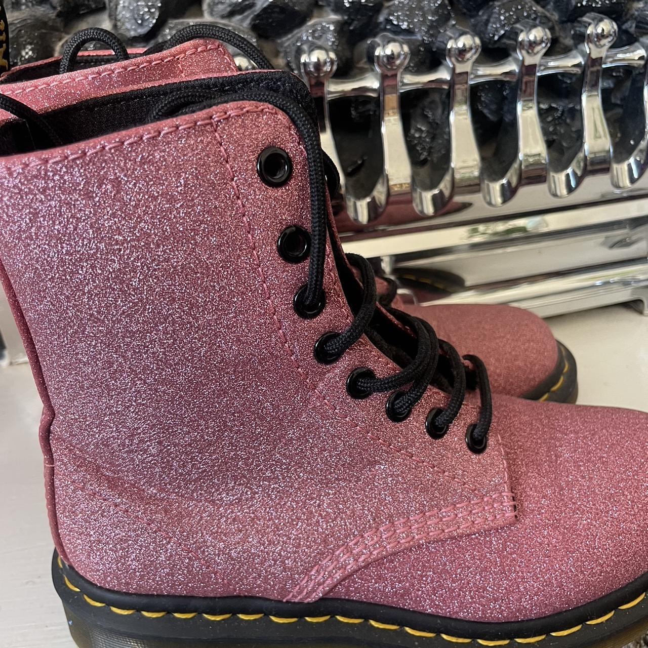 Pink sparkly dr outlet martens