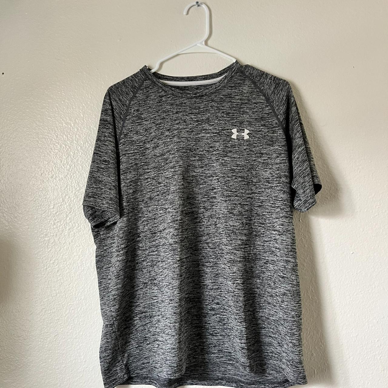 Men's UnderArmour workout top - like new, comes from... - Depop