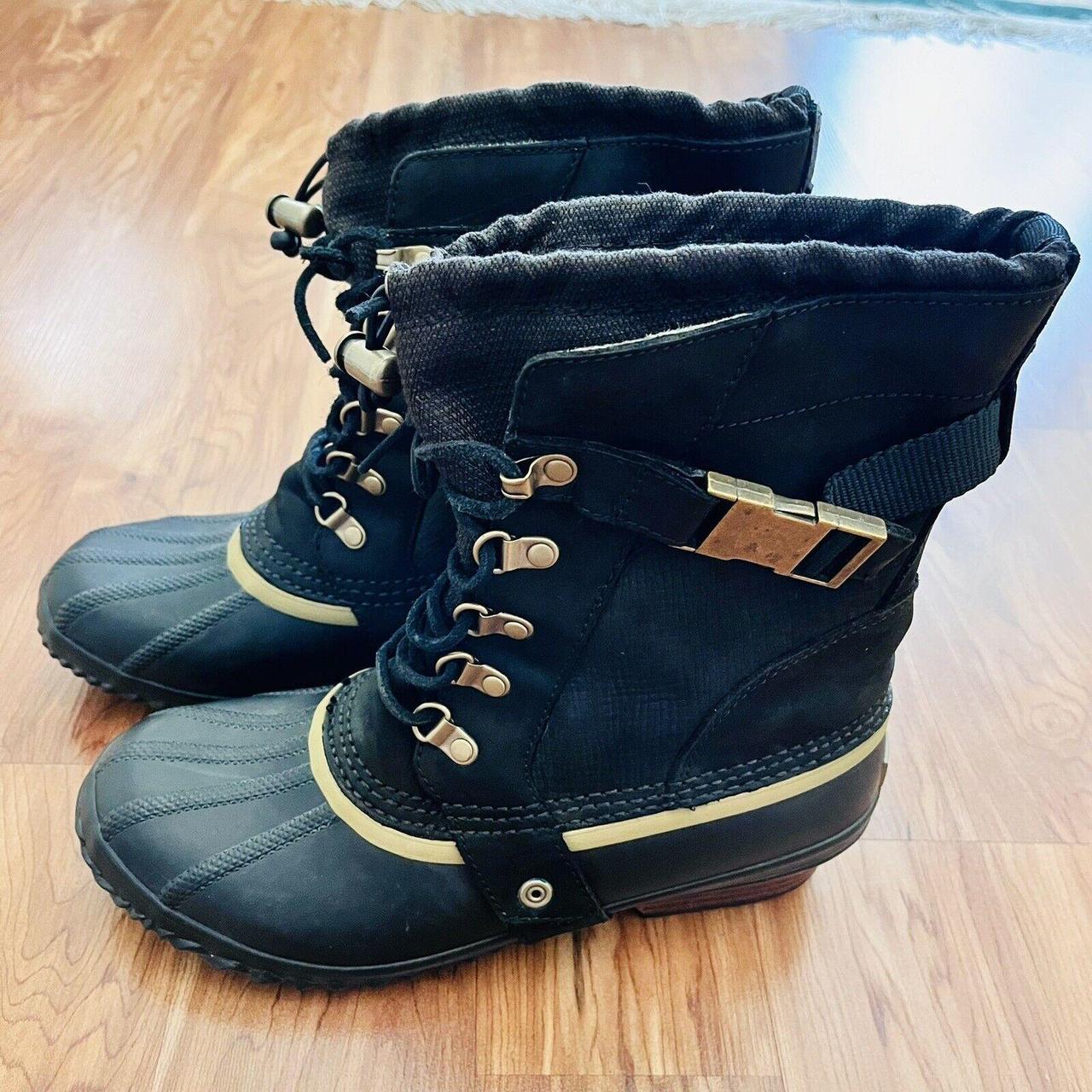 Sorel Women s Black Conquest Carly Short Boots. Depop