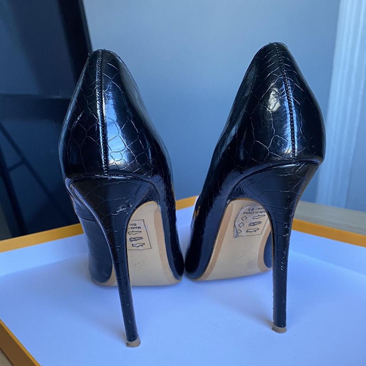 Black crocodile print pumps with pointed toes,... - Depop