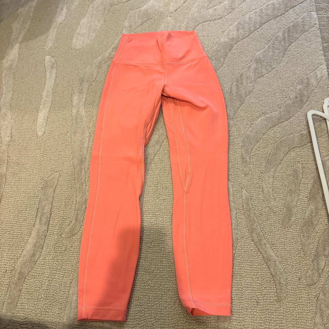 lululemon leggings size 4, 25 in Depop