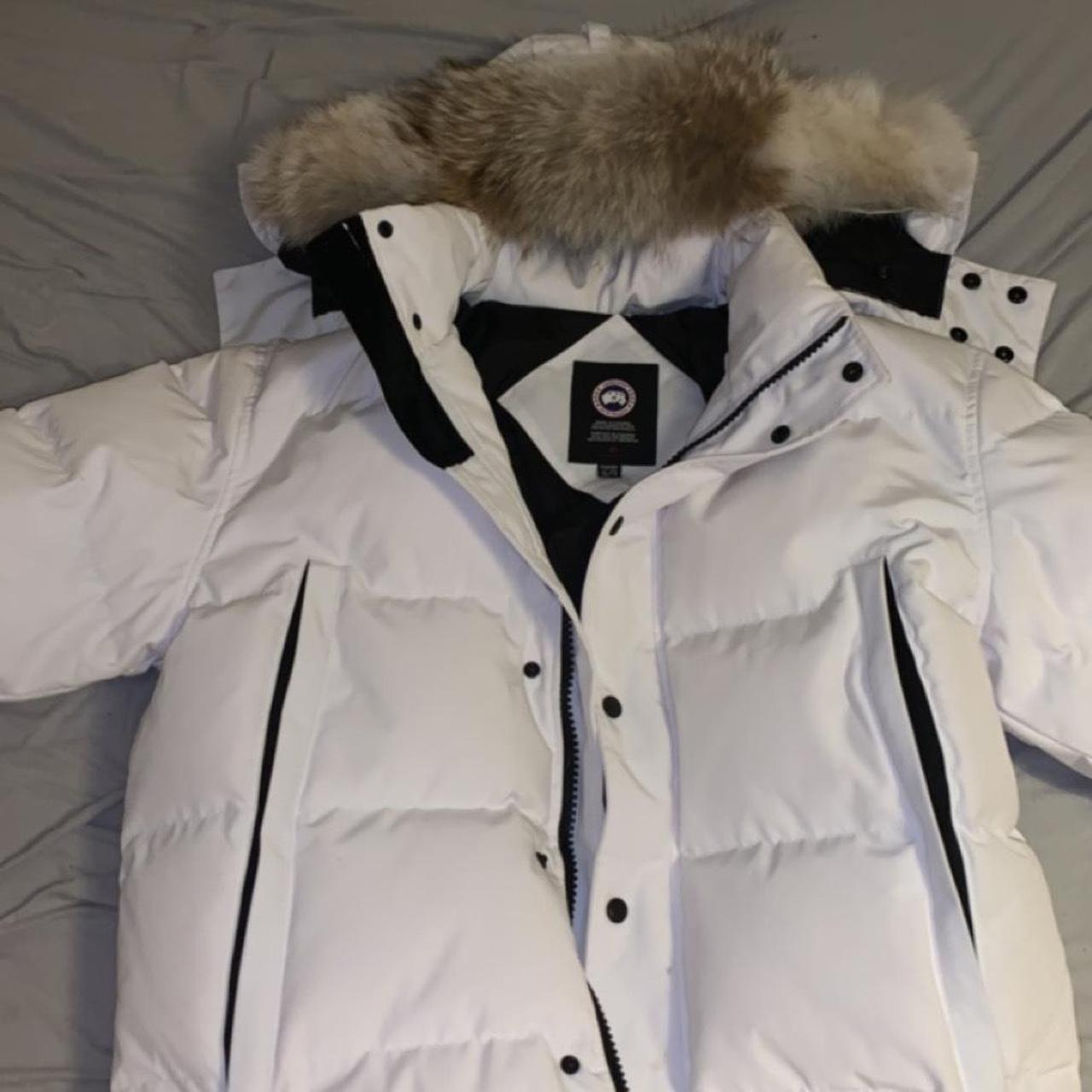 Canada Goose Wyndham Parka White, SIZE XL, DM