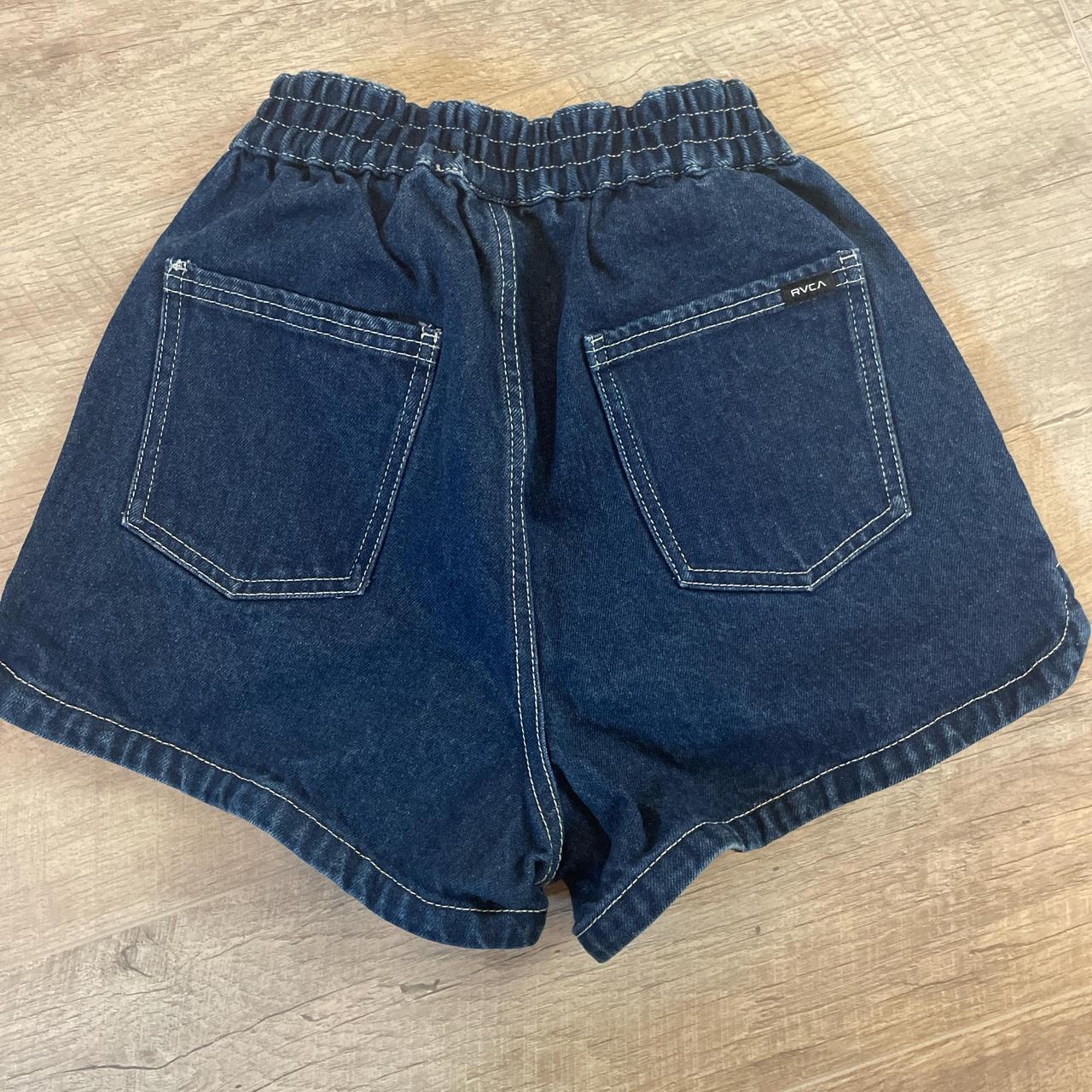 item listed by estruelove