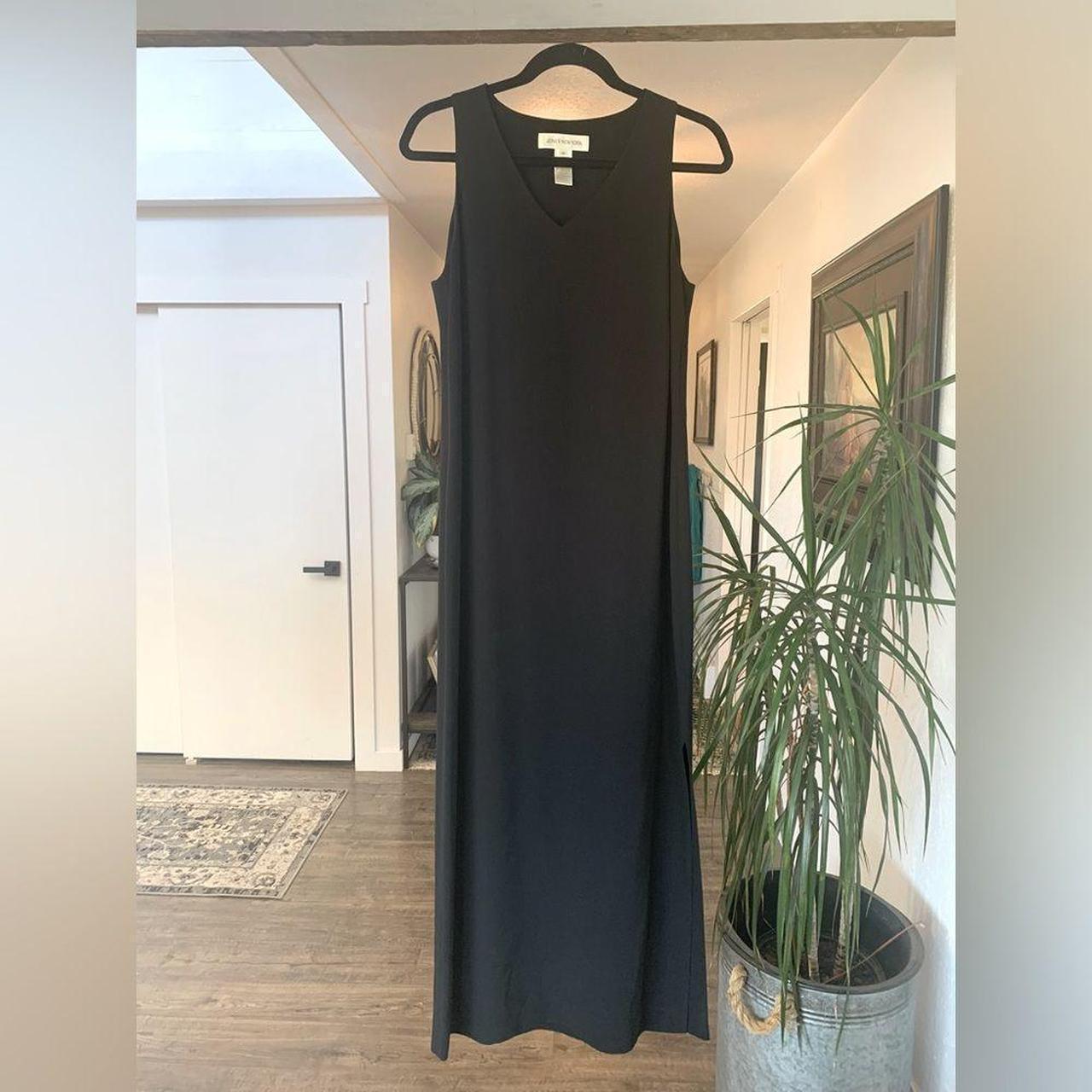 Jones New York Evening Gown Black Sleeveless V Neck. Depop