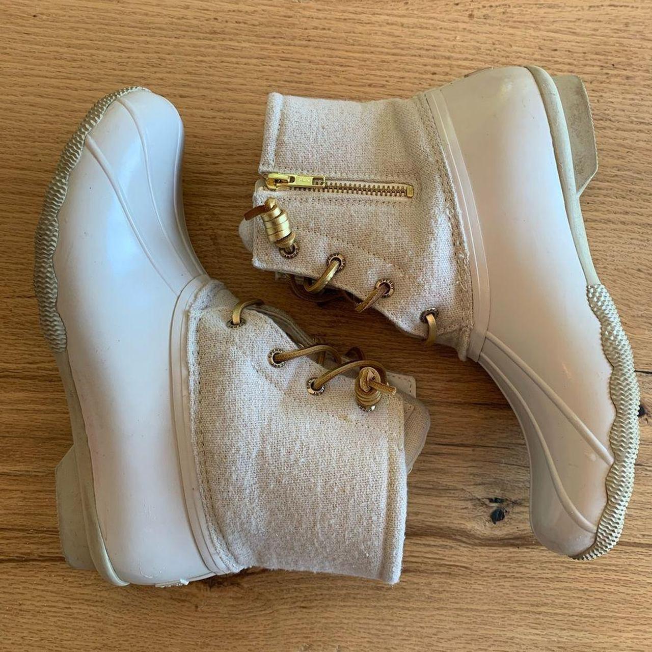 Sperry Women s Saltwater Snow Boot Ivory Sparkle 8. Depop