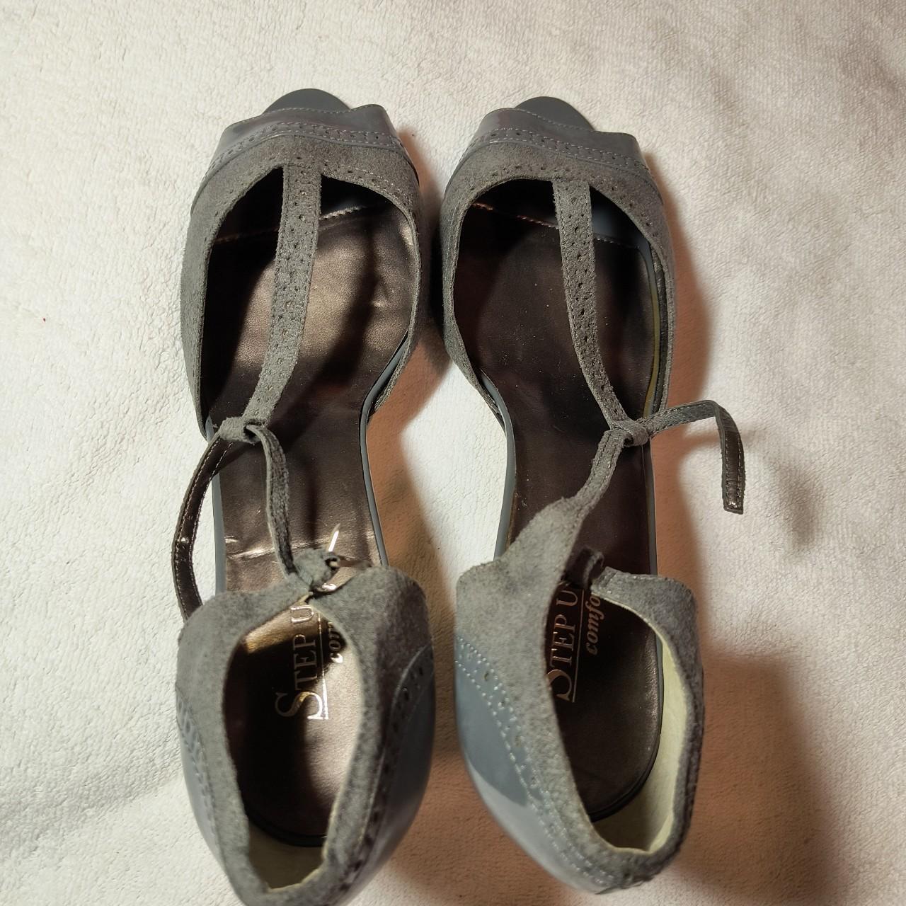 WOMEN S SHOES GOOD CONDITION SIZE 11W ADJUSTABLE