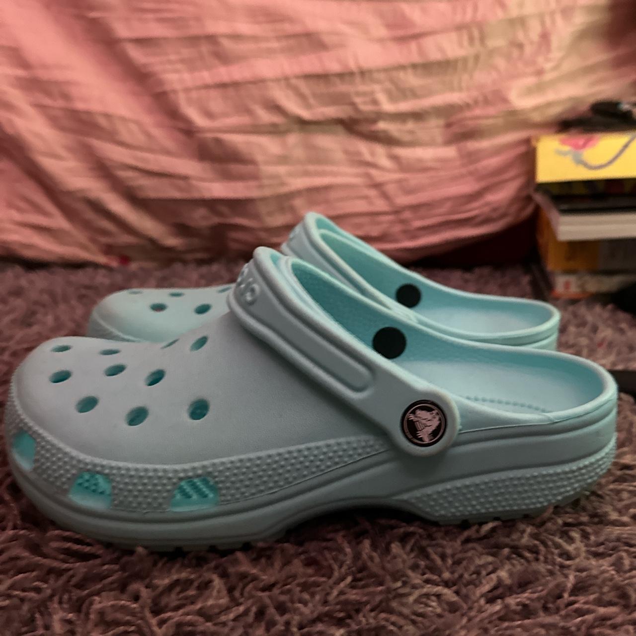 teal crocs womens