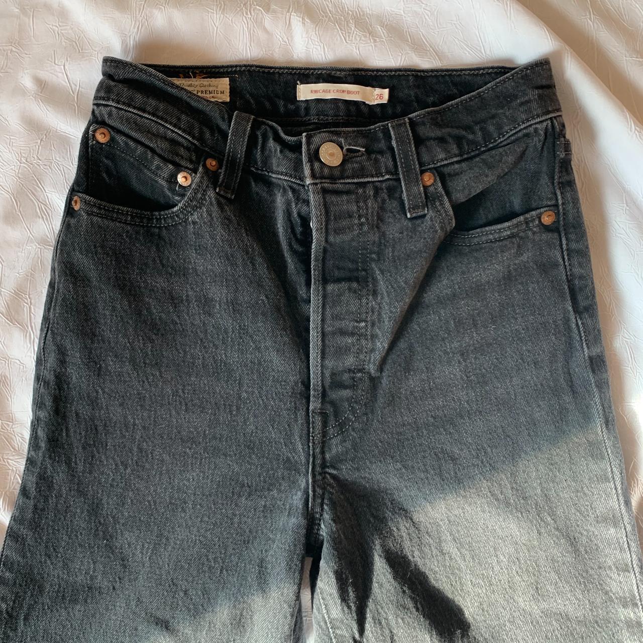 item listed by caitwong6