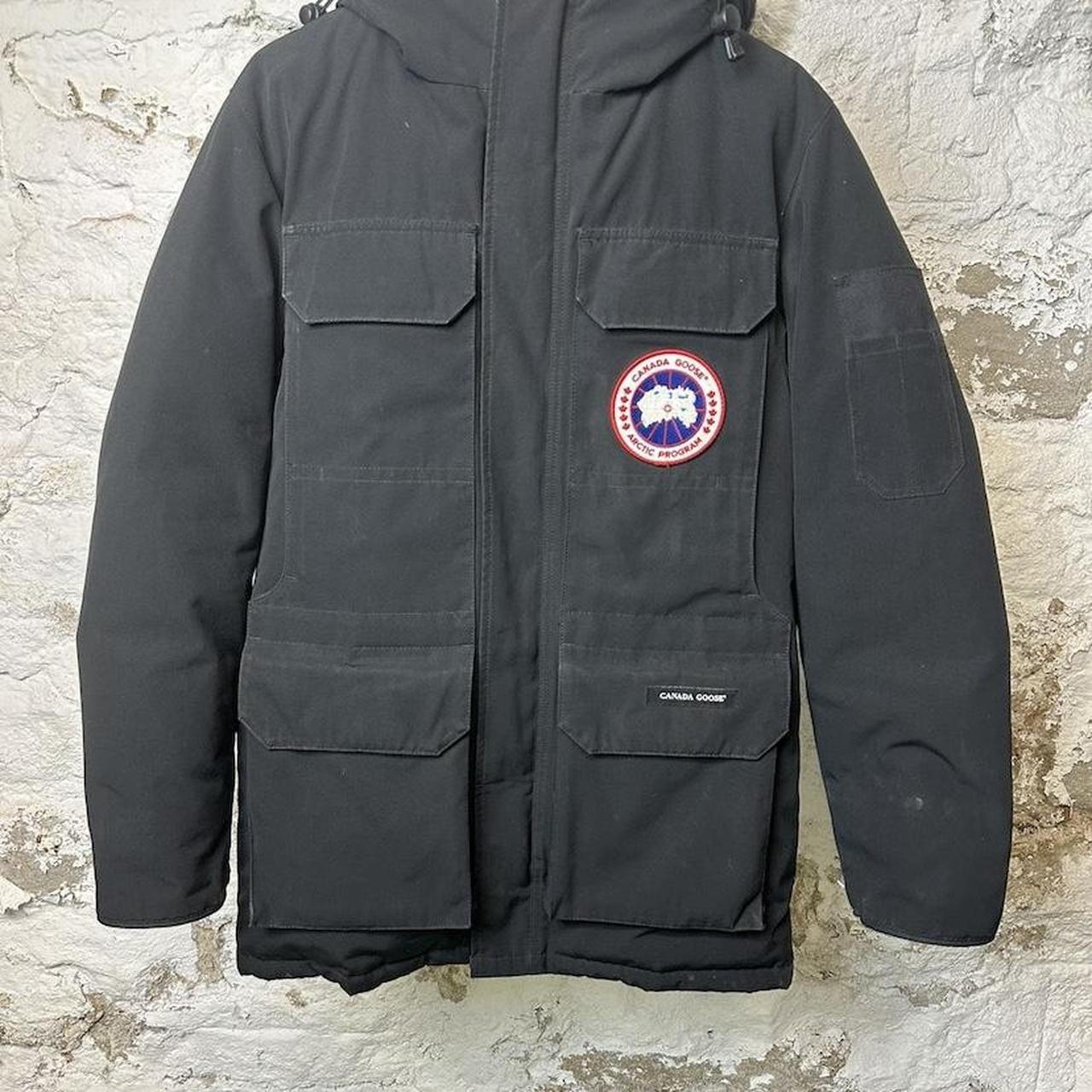 Second hand canada goose jacket on sale