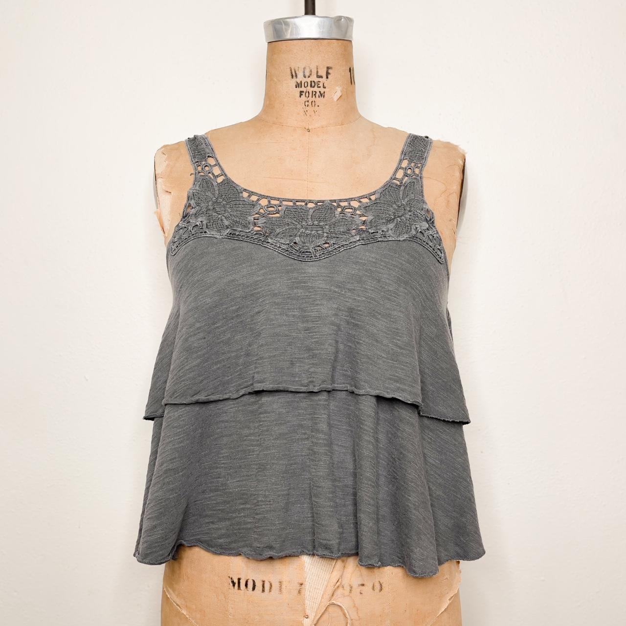 item listed by esmegluna