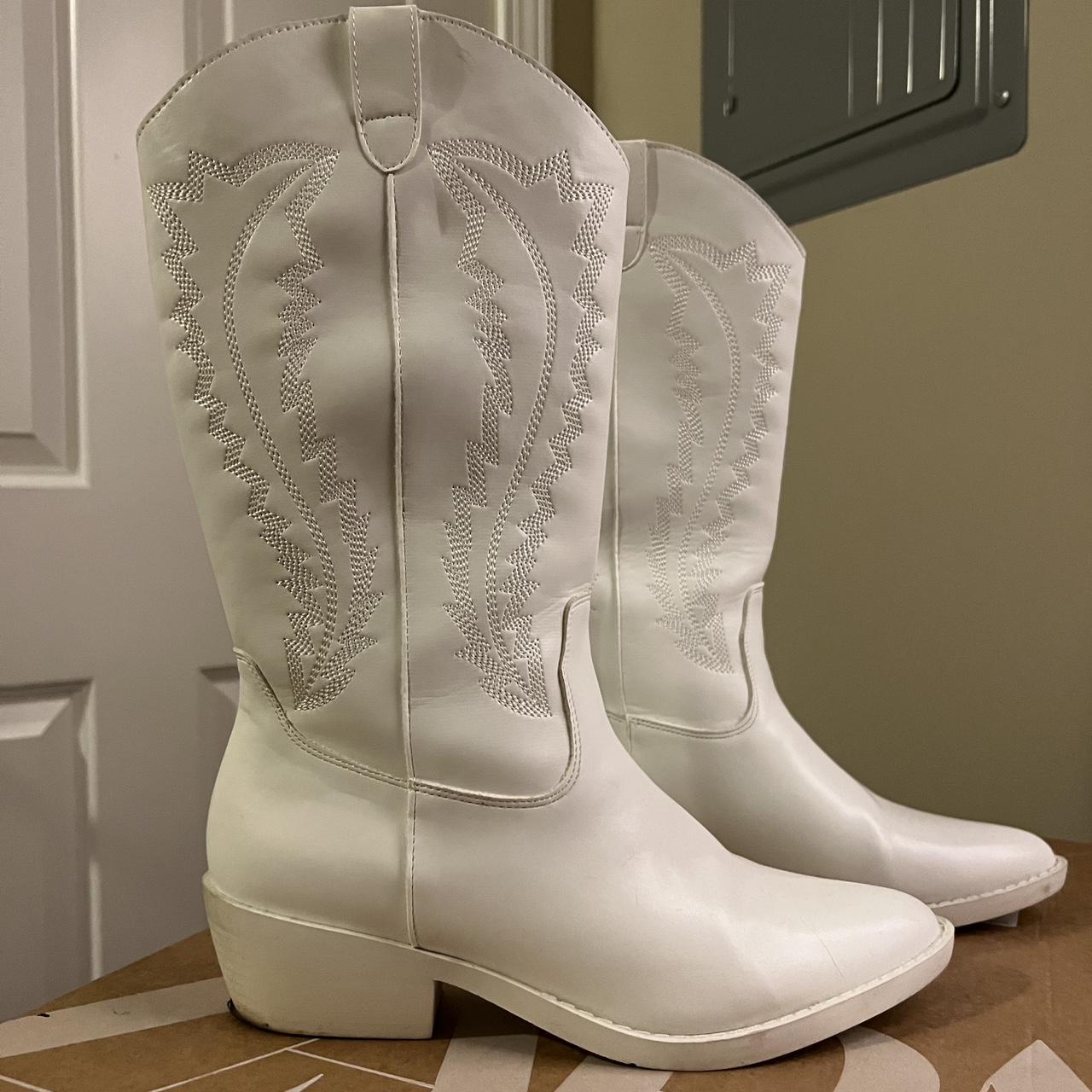 Madden girl white cowgirl boots western country Depop