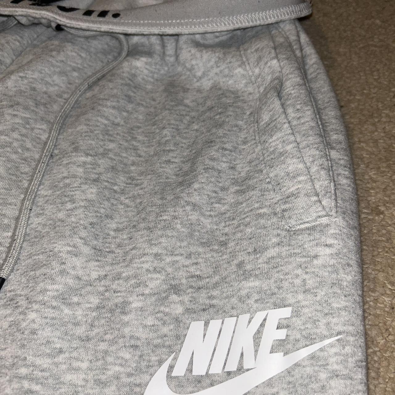 Nike joggers with online just do it waistband