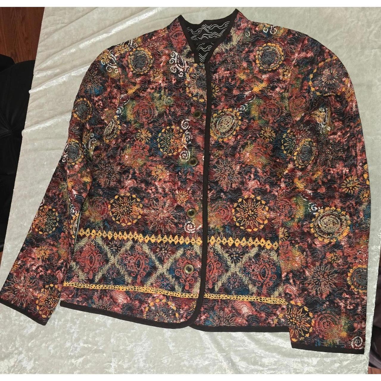 Women's Vest - Cream - M – Abstract Pattern Rever… - image 1