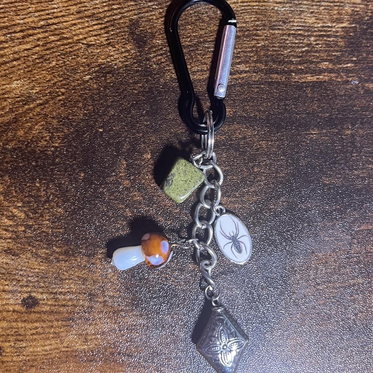item listed by gigianna05
