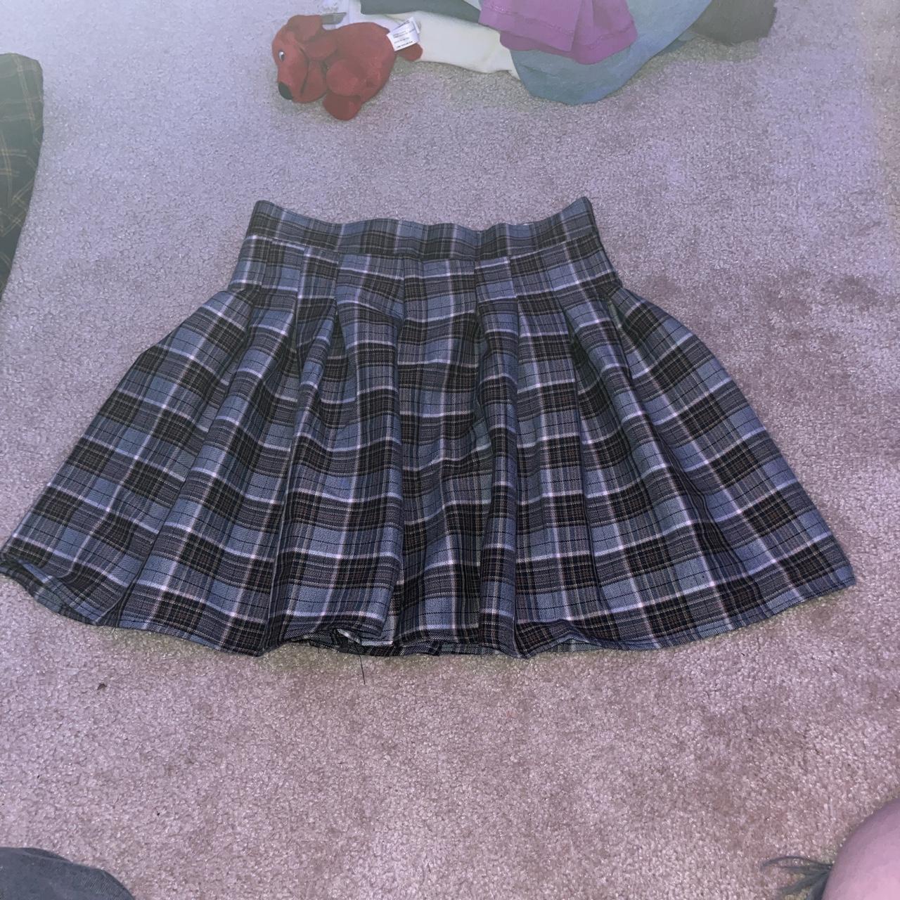 This is a mini skirt in new condition. It’s has only... - Depop