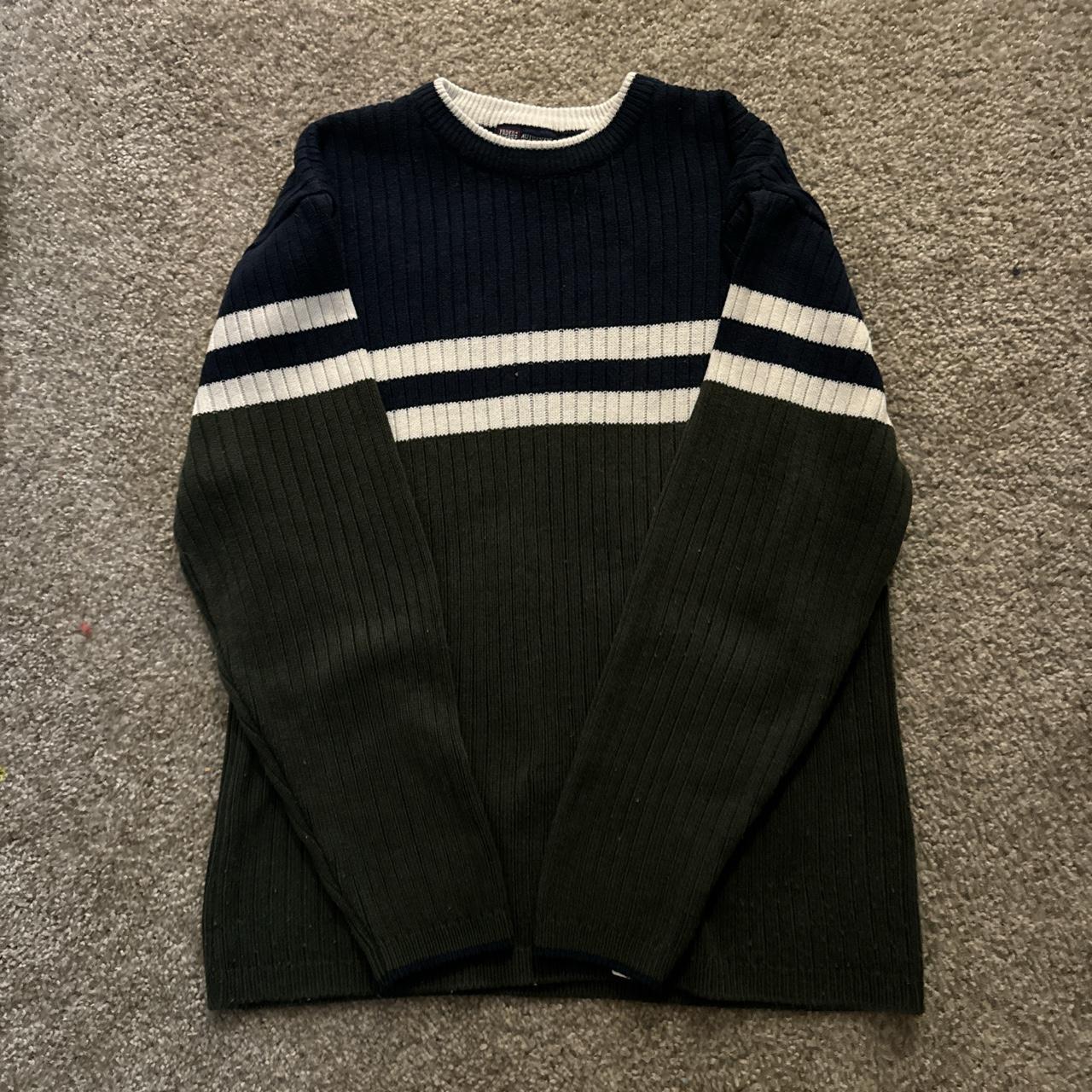perfect condition men’s sweater size large - Depop