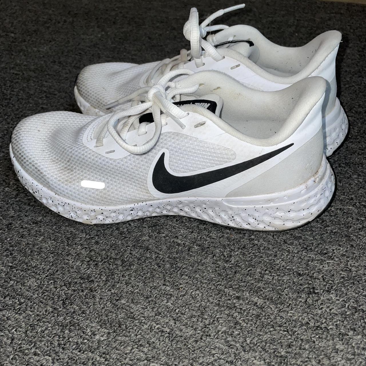 Nike running shoes - Depop