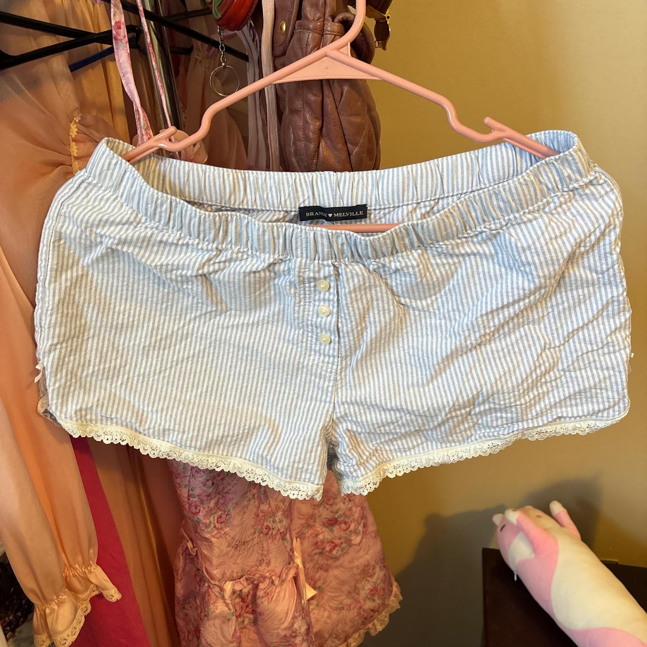 item listed by clothez4mycat