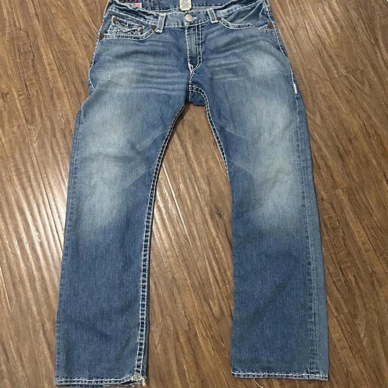 item listed by iloveqasem