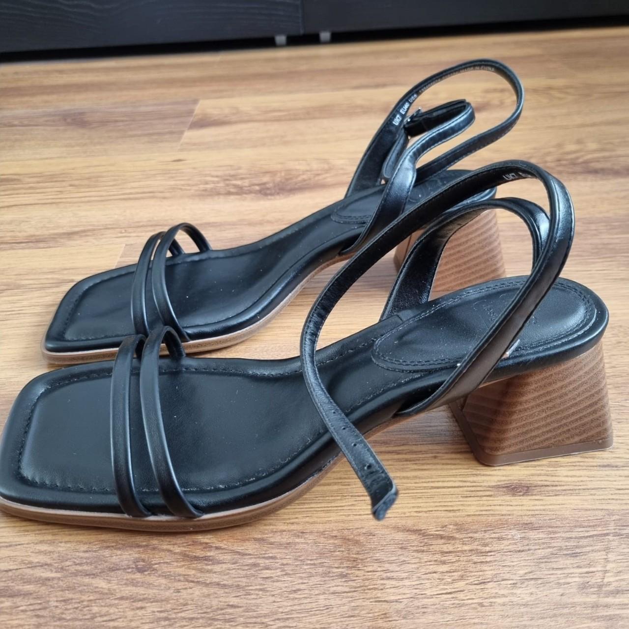 asos design wide fit honeydew mid block