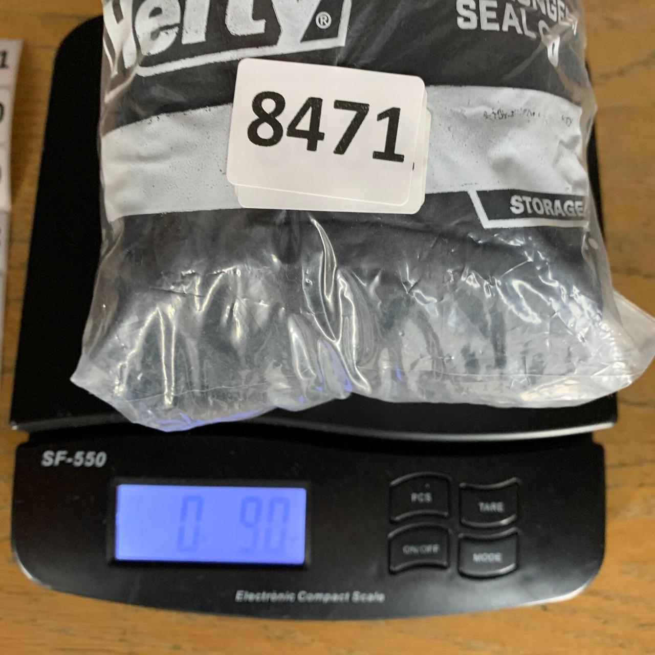 Preloved Men's Bomber Jacket - Black - M – Chrome… - image 8