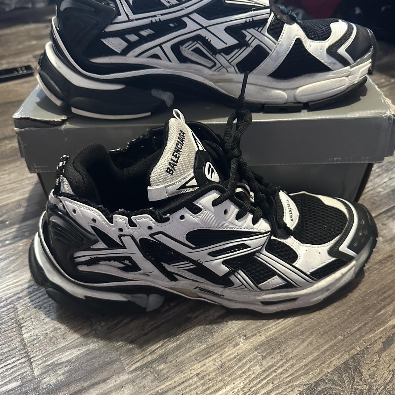 balenciaga foam runners