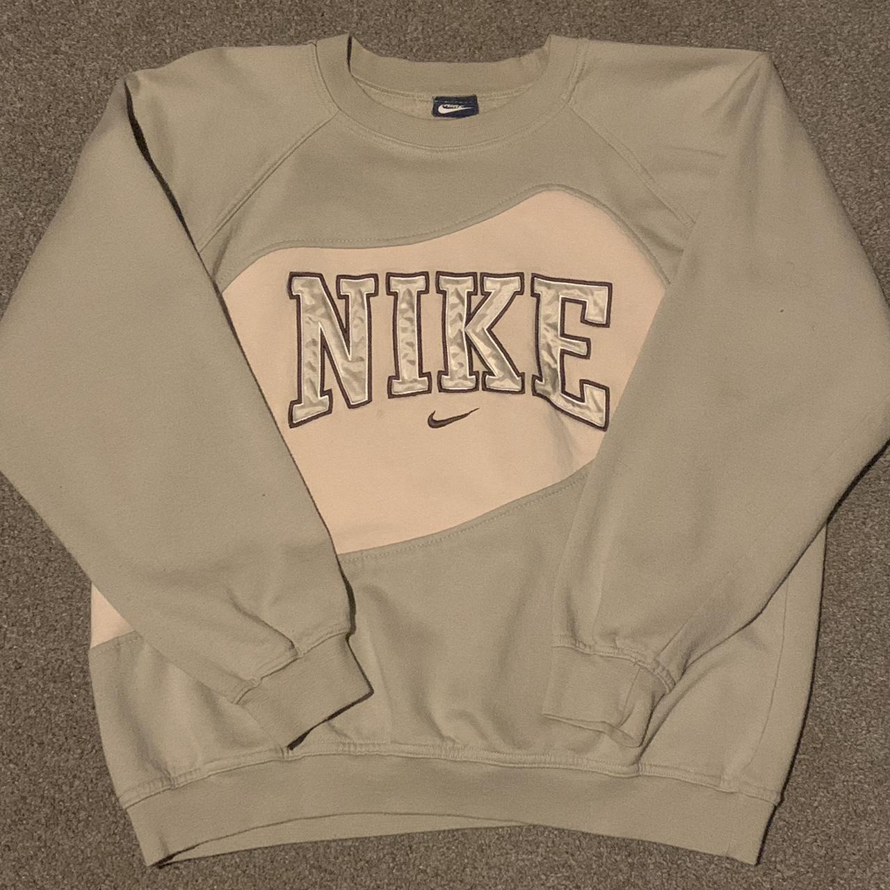 vintage nike sweatshirt medium