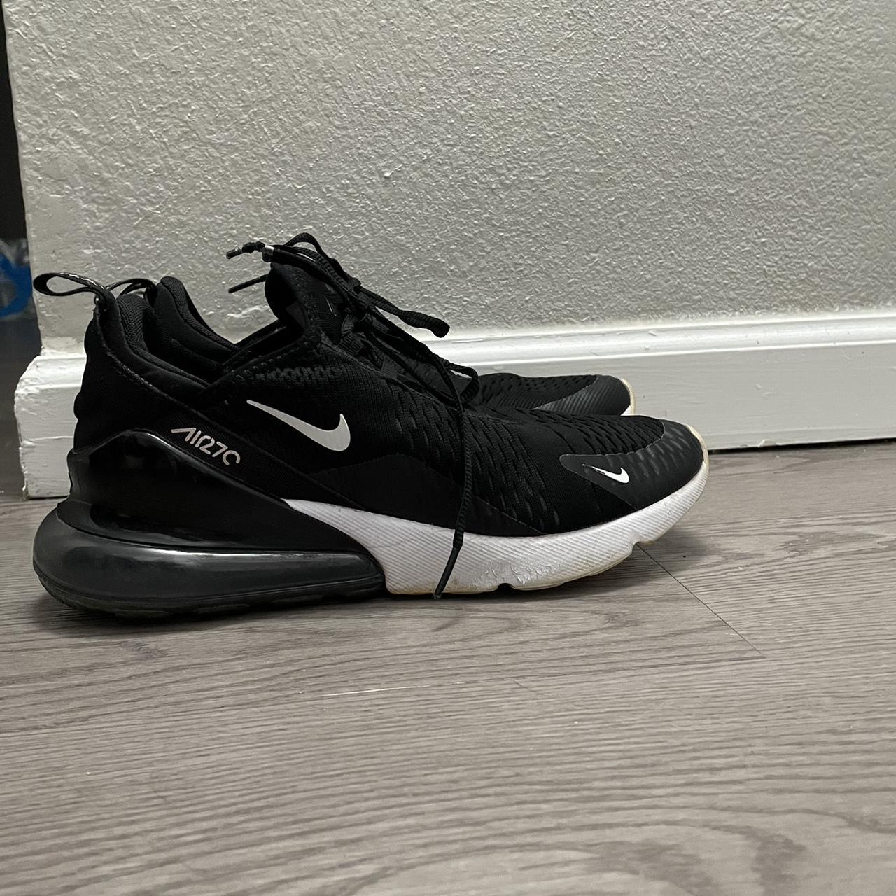 270 nike size 8