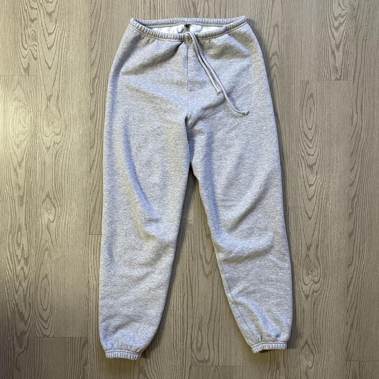 Skims Heather Grey Joggers Size XS No flaws... - Depop