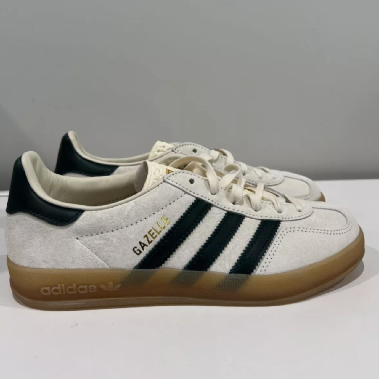 item listed by lazoneris