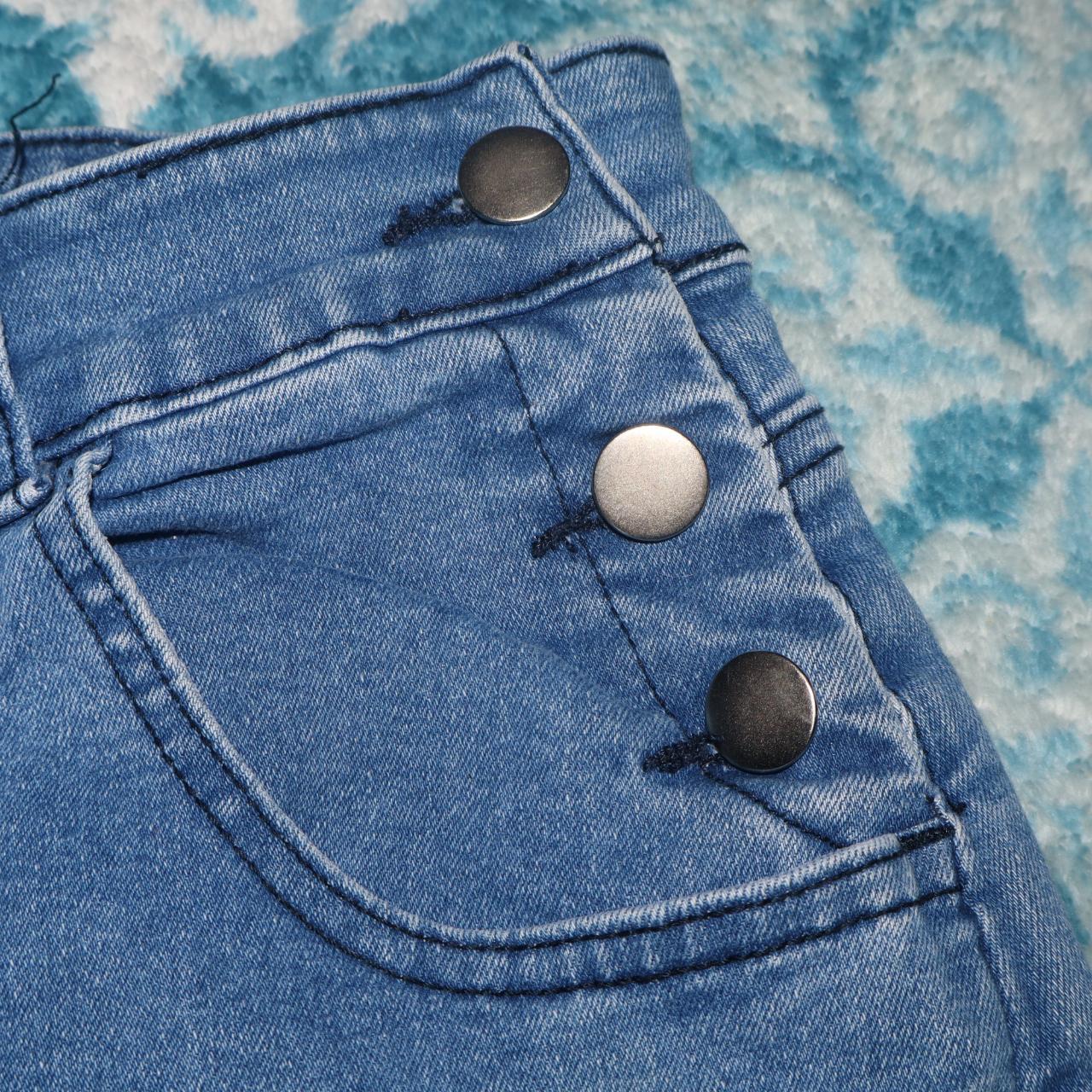SHEIN Women's Button Detail Jean Shorts Size 28 - Depop