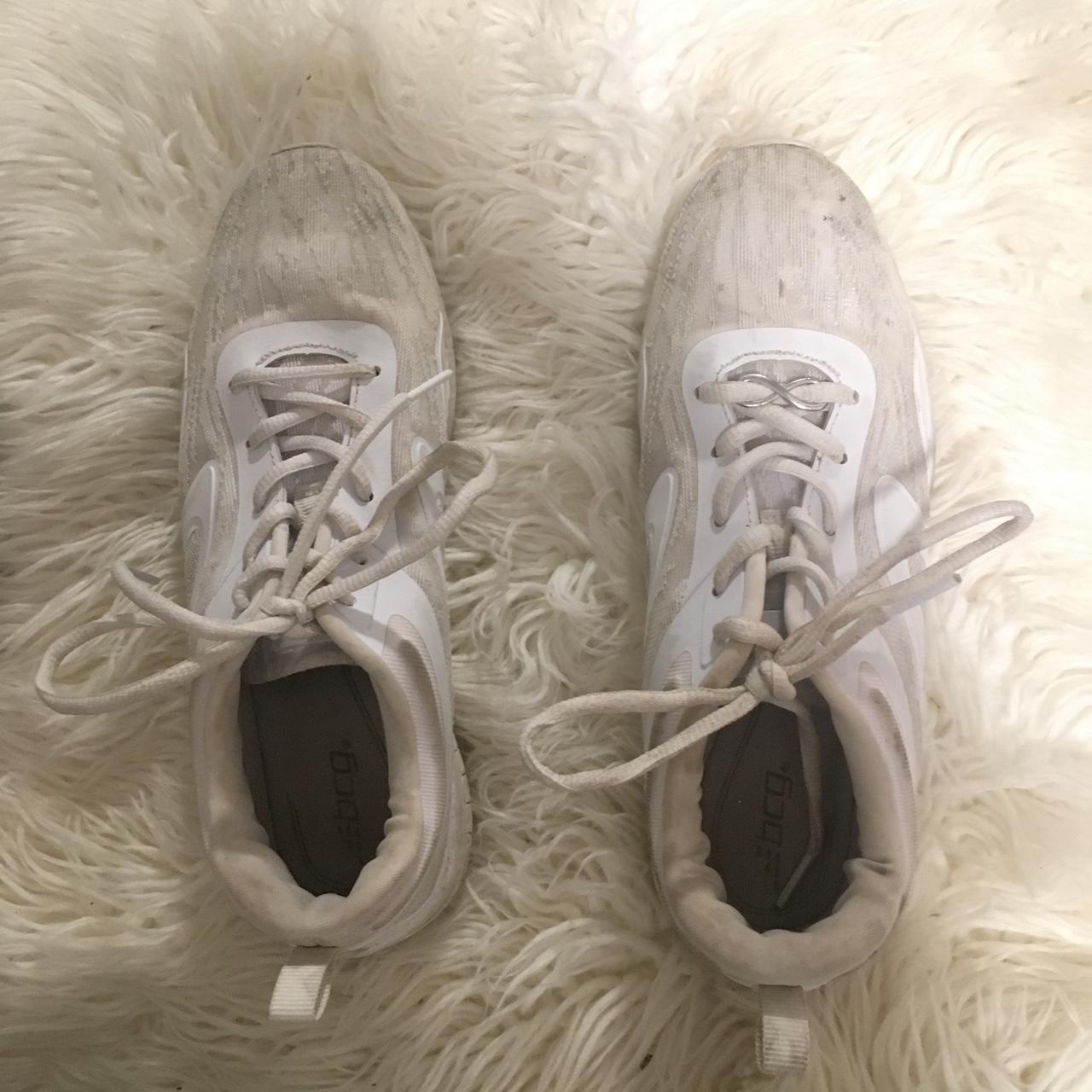 BCG womens cheer shoes size 8 (Will clean when bought) Depop