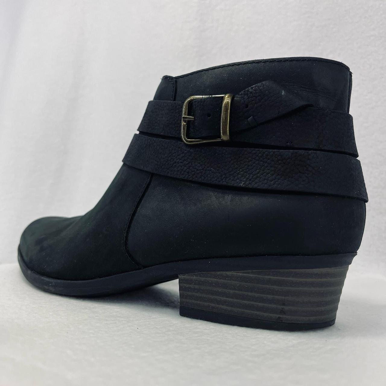 Clarks addiy deals cora black