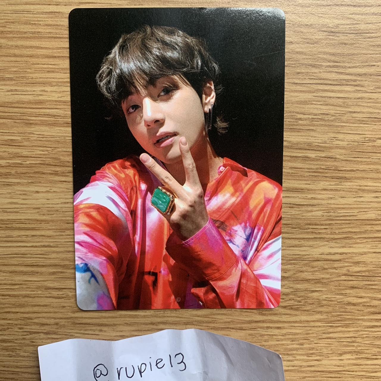 BTS V サイン入りフォトカード FAKE LOVE BTS V サイン入りフォトカード FAKE LOVE BTS Fake Love