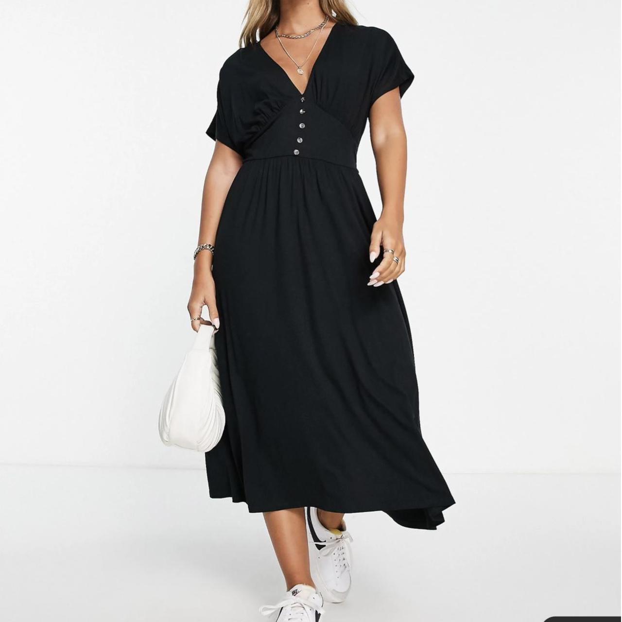 Waisted Midi Tea Dress with Buttons in Depop