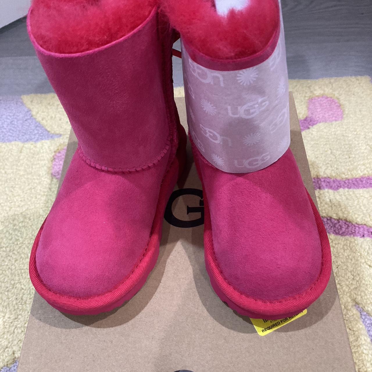 Toddler Girls Hot Pink boots Lugz in size 7 brand new. Depop