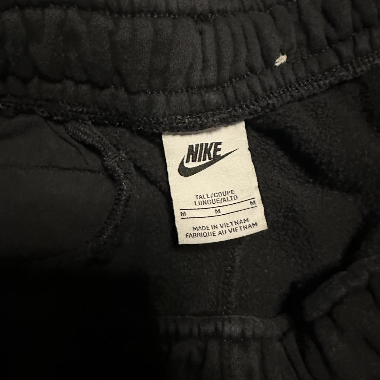 black nike cuffed sweatpants