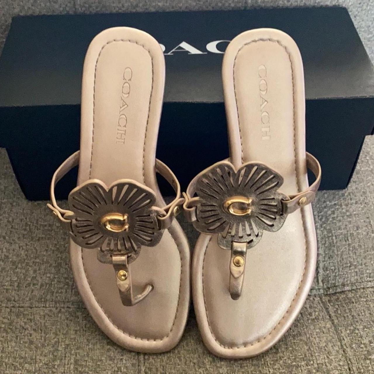 Coach Julia Metallic Sandal 6.5 Depop